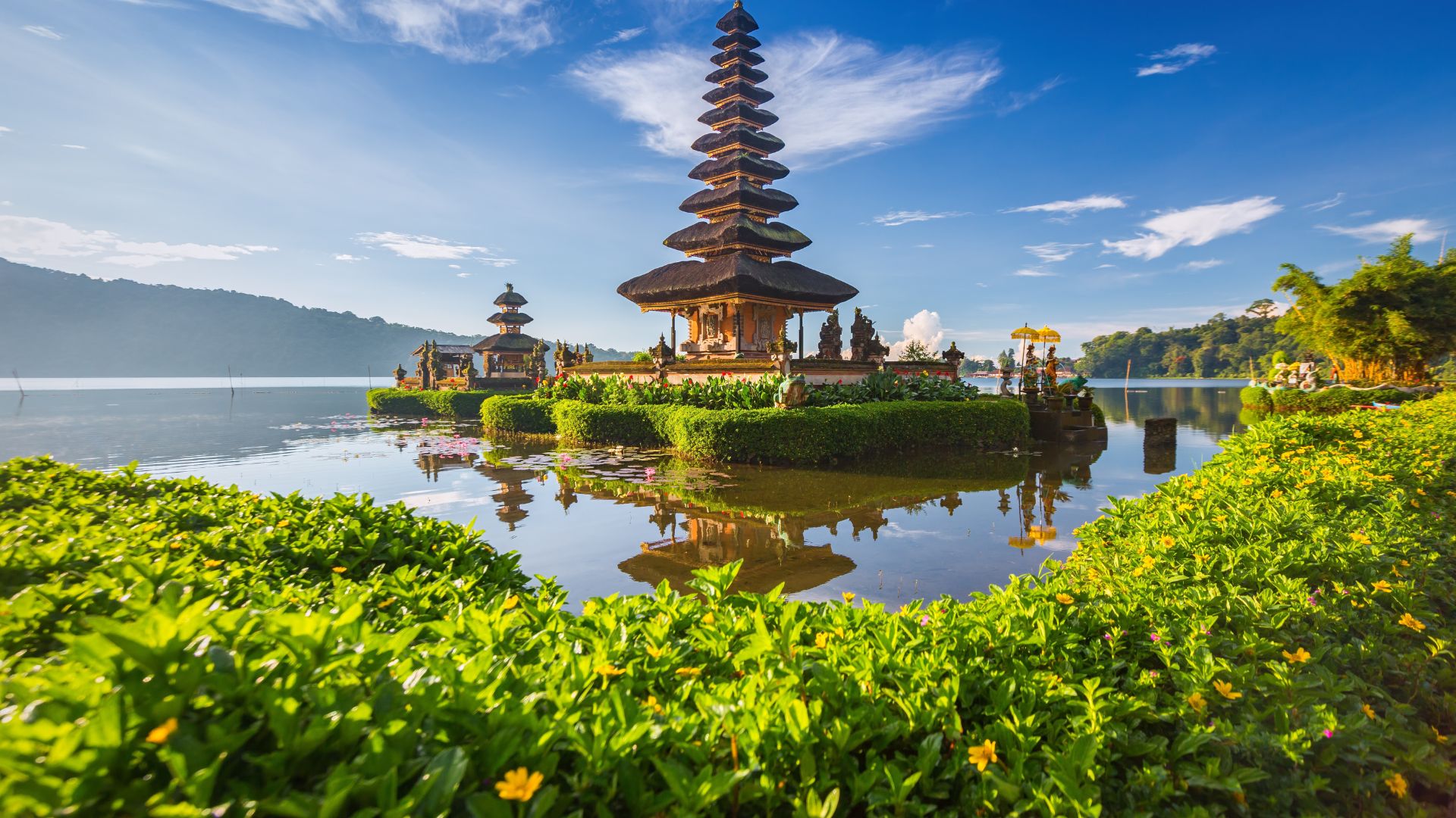 Pura Ulun Danu Beratan temple on Lake Beratan, Bali